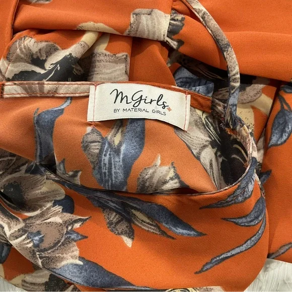 🔴M GIRLS V BACK FLORAL TOP🔴 - Picture 6 of 9